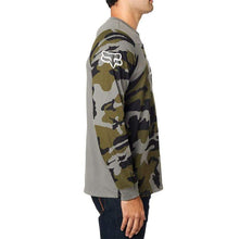 Load image into Gallery viewer, Men's Scramble Long Sleeve Airline Bike Shirt
